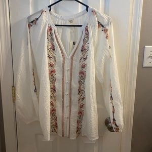 Good Hart Embroidered top